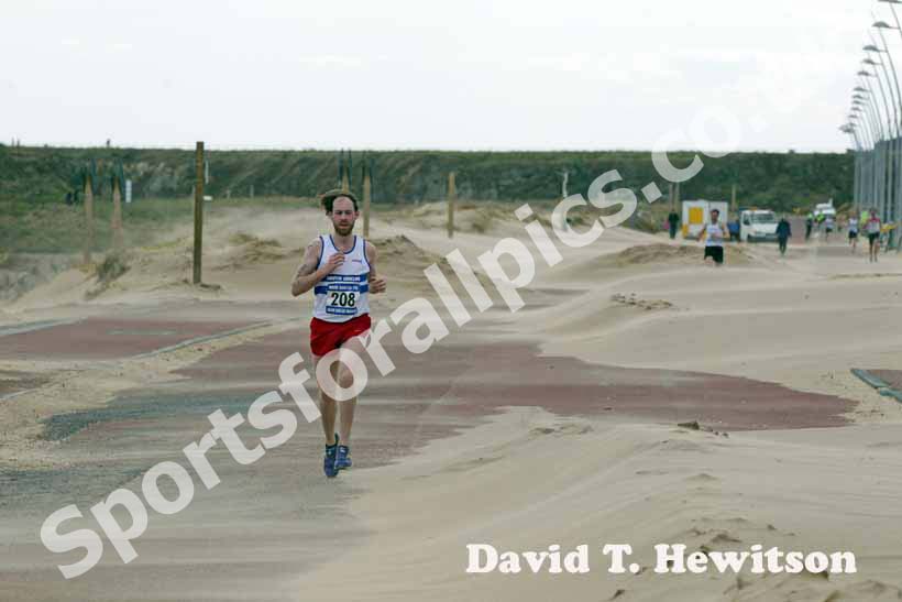 Nearing the finish of the Sand Dancer 10k, South Shields.